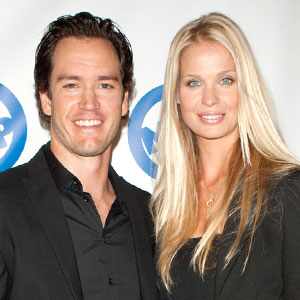 Mark-Paul Gosselaar, Catriona McGinn Mark-Paul Gosselaar, Catriona McGinn